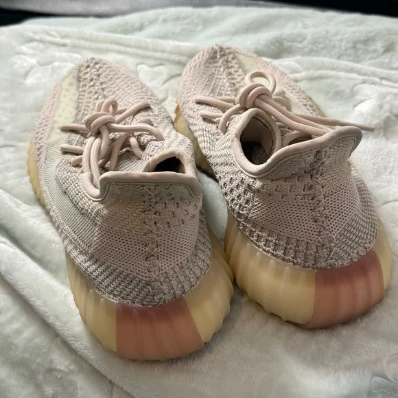 adidas gazelle silver green womens Adidas Yeezy Boost 350 V2 Citrin Non-Reflective 2019 (FW3042) Men's Si –  Solestage